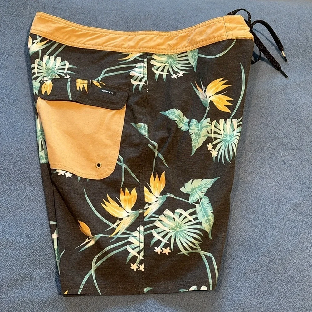 Rip Curl men’s board shorts